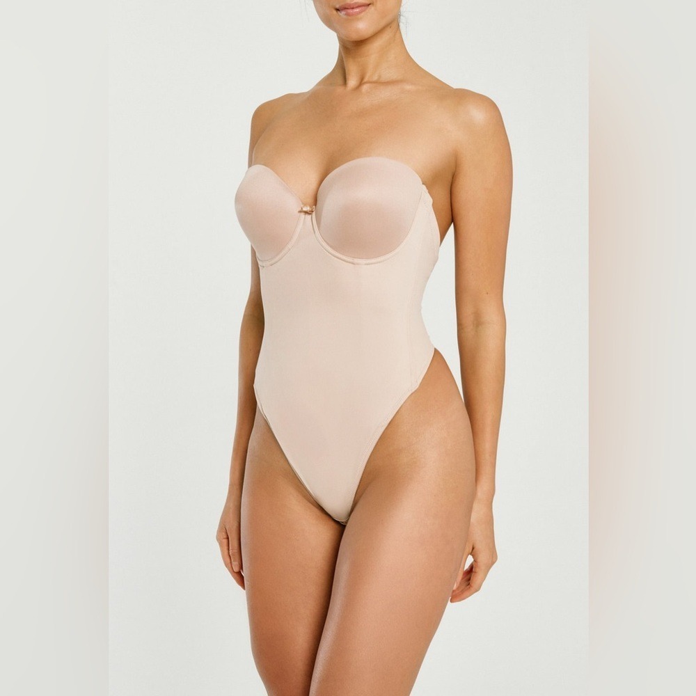 NWT Va‎ Bien Backless Thong Bodysuit in Rose Dust Size 34B